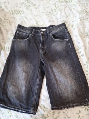 BDG Black Washed Relaxed Denim Jorts